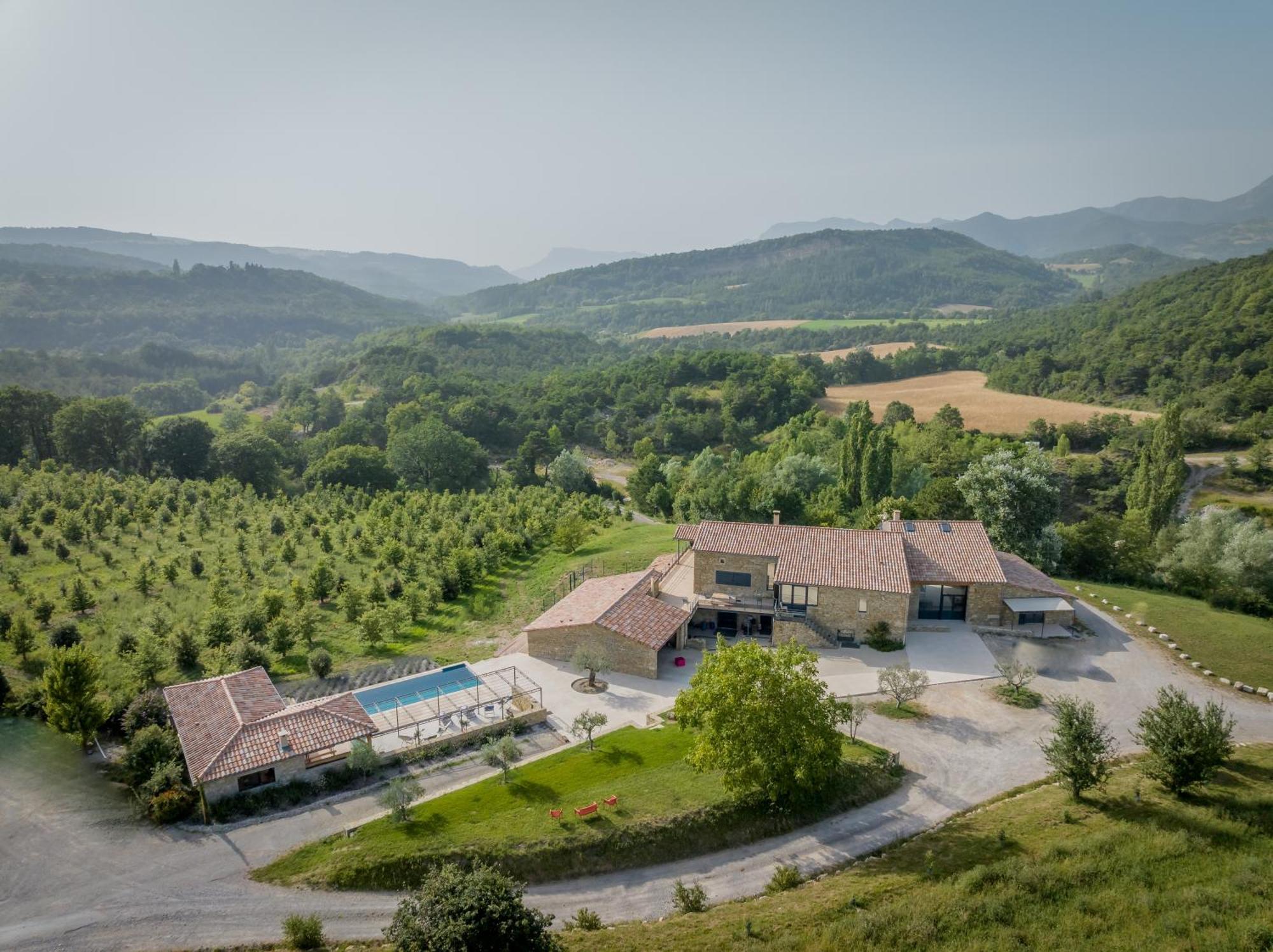 Bed and Breakfast Domaine De Chabanne Crupies Exteriér fotografie